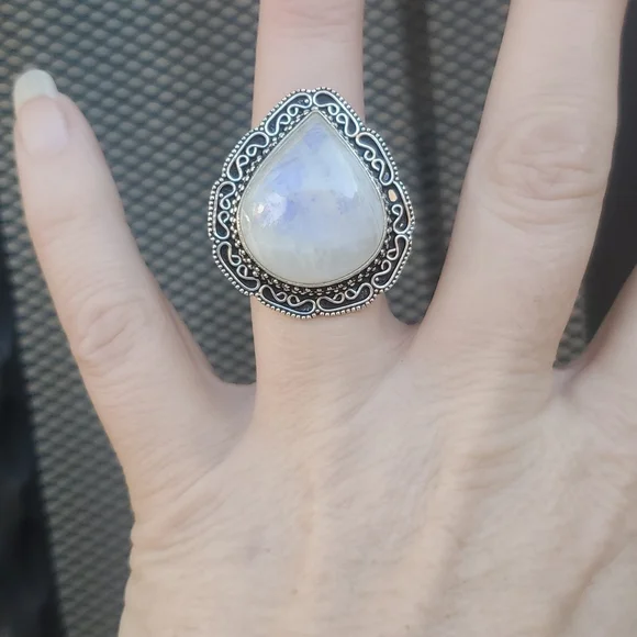 New Rainbow Moonstone 925 Silver Ring. - Picture 10 of 13